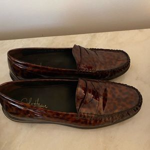 Brown patent leather tortoise Cole Haan Loafers